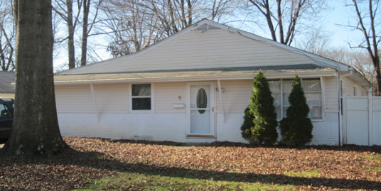 4 bed 2 bath home walking distance to TCNJ