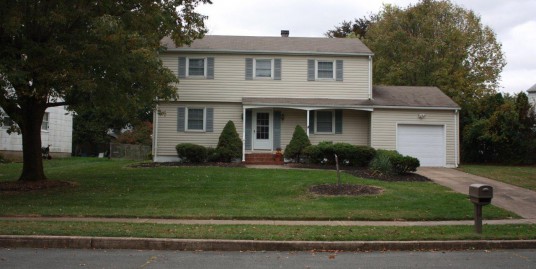 AVAILABLE 6 Bedroom College Rental for TCNJ & Rider Students Newer Kitchen & Bath