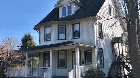 6-8 Person Home 5 min walk to Campus