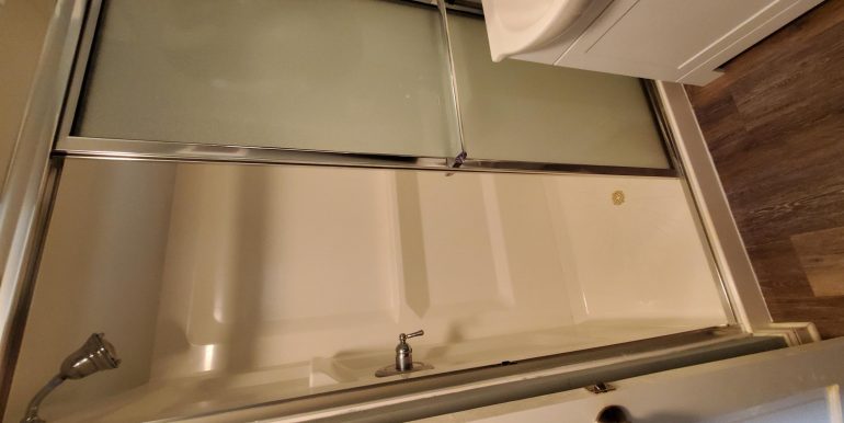 bathroom2