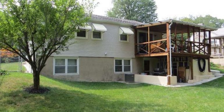 BackyardHollowbrook