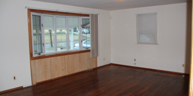 FamilyRoomHollowbrook2