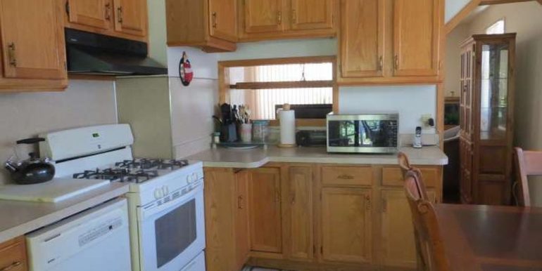 KitchenHollowbrook3