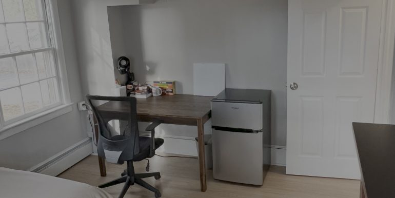 21 Bedroom 6B
