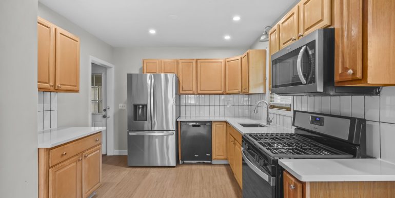 8-web-or-mls-LPM_6546