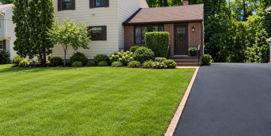 6 Bedroom 2 Bathroom Home – very close to RIDER and TCNJ!